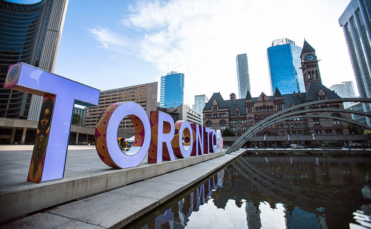 A Toronto sign with pond